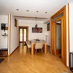 Casa *